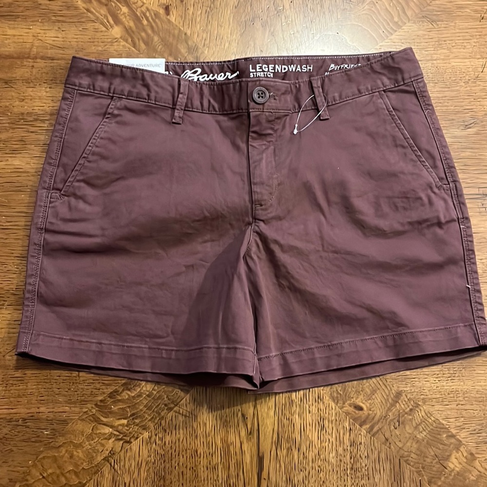 NWT Eddie Bauer size 8 Willit Stretch Legend Wash Shorts 5”